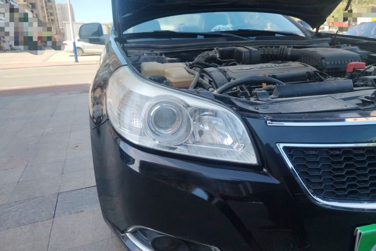 Used Chevrolet Epica 2013 1.8 SL ZhiZhen Edition MT Right Front Headlight