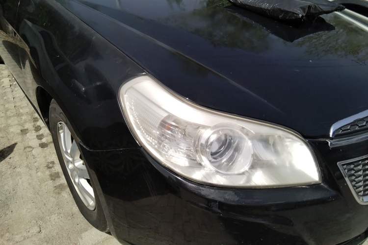 Used Chevrolet Epica 2013 1.8 SL ZhiZhen Edition MT Right Front Headlight