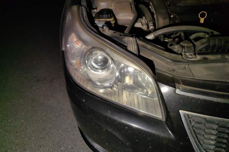 Used Chevrolet Epica 2013 1.8 SE Comfort Edition MT Right Front Headlight