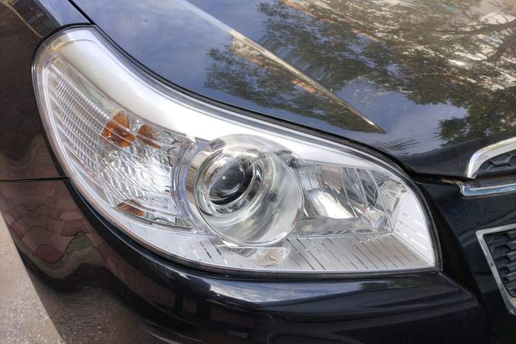 Used Chevrolet Epica 2013 1.8 SE Comfort Edition AT Right Front Headlight