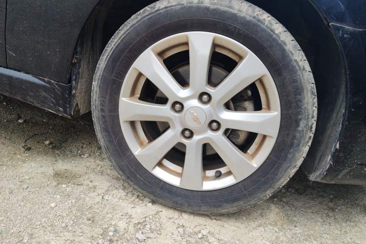 Used Chevrolet Epica 2013 1.8 SX Luxury Edition AT Right Front Wheel Hub
