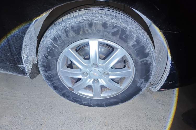 Used Chevrolet Epica 2013 1.8 SL ZhiZhen Edition MT Right Front Wheel Hub