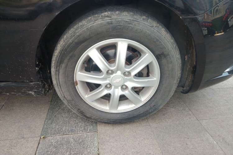 Used Chevrolet Epica 2013 1.8 SL ZhiZhen Edition MT Right Front Wheel Hub
