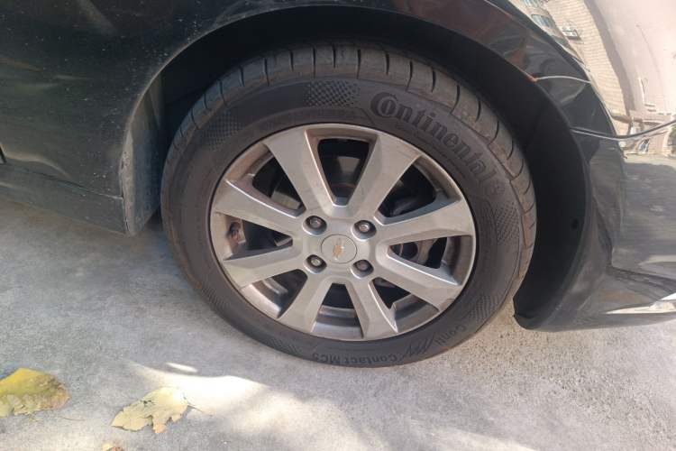 Used Chevrolet Epica 2013 1.8 SX Luxury Edition AT Right Front Wheel Hub