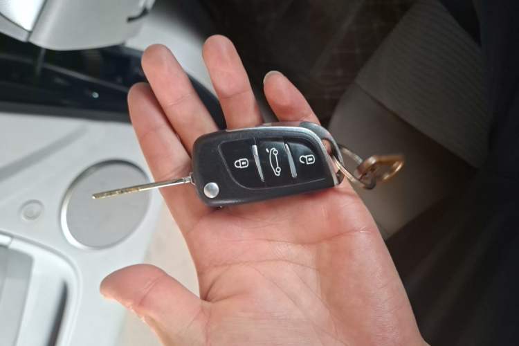 Used Chevrolet Epica 2013 1.8 SE Comfort Edition AT Vehicle Key