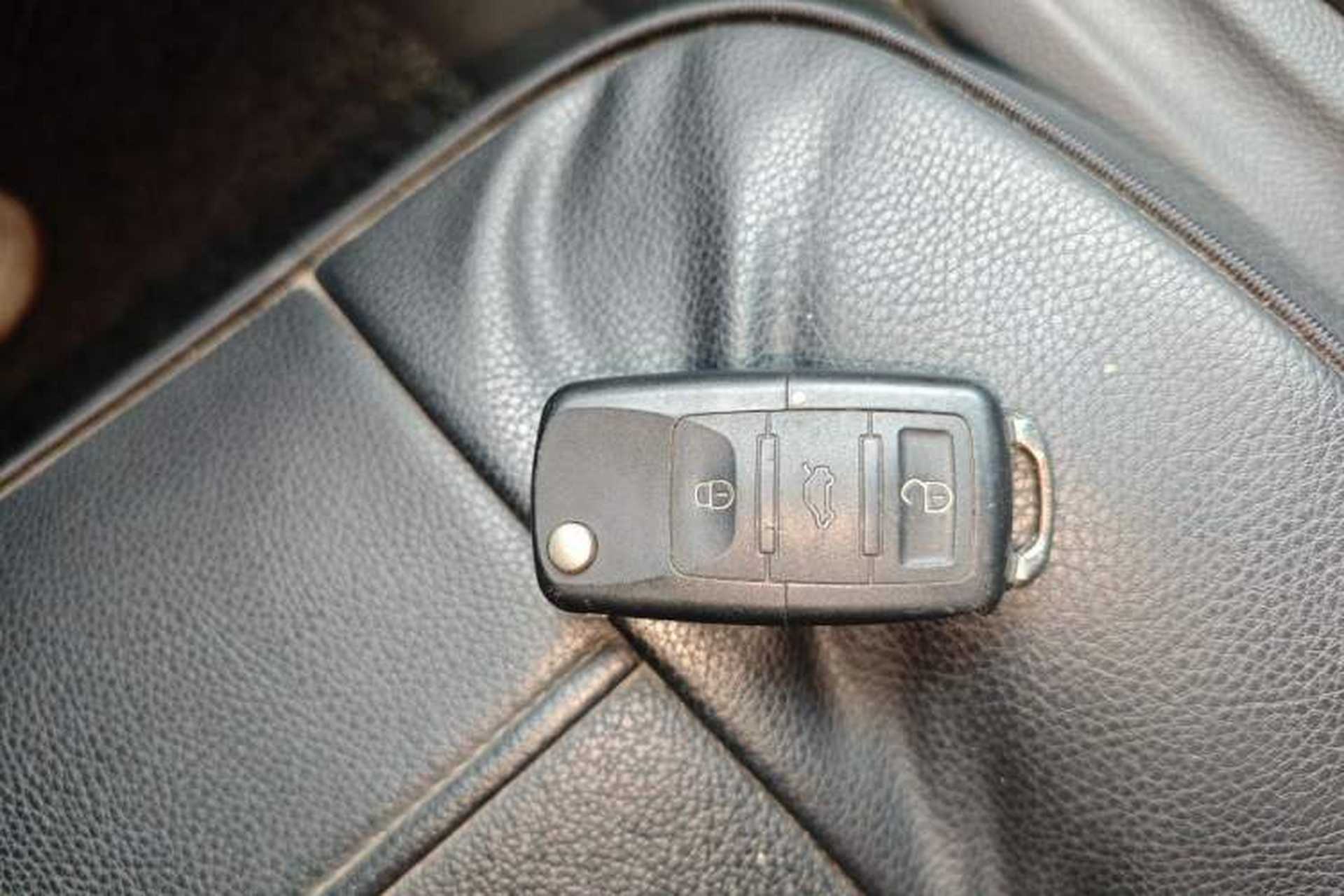 Used Chevrolet Epica 2013 1.8 SE Comfort Edition MT Vehicle Key