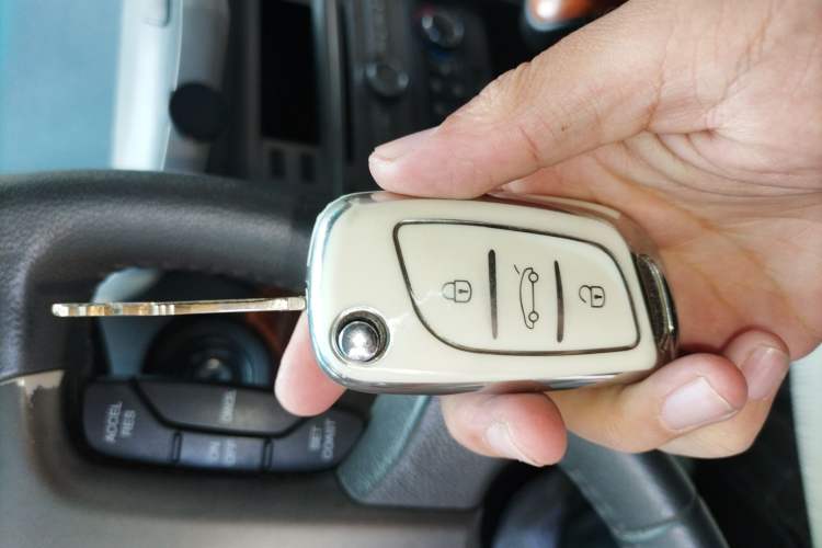 Used Chevrolet Epica 2013 1.8 SE Comfort Edition AT Vehicle Key