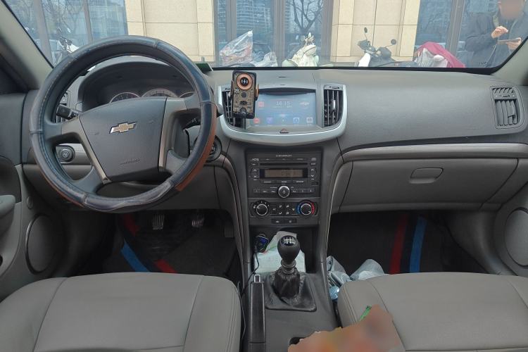 Used Chevrolet Epica 2013 1.8 SL ZhiZhen Edition MT Center Console