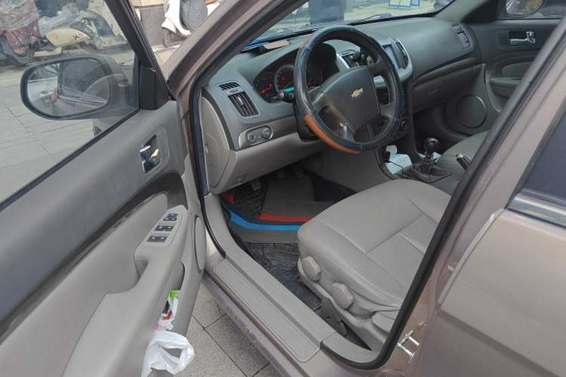 Used Chevrolet Epica 2013 1.8 SL ZhiZhen Edition MT Driver Seat