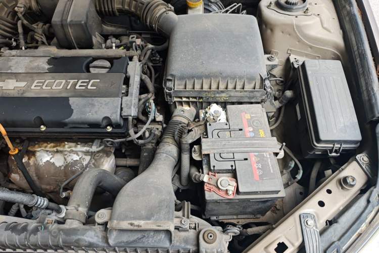 Used Chevrolet Epica 2013 1.8 SE Comfort Edition AT Engine Bay Left