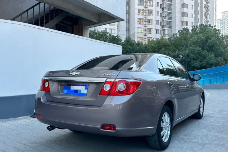Used Chevrolet Epica 2013 1.8 SL ZhiZhen Edition MT Exterior 7