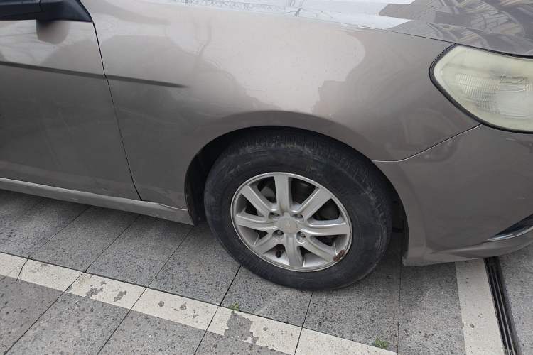 Used Chevrolet Epica 2013 1.8 SL ZhiZhen Edition MT Right Front Wheel Hub
