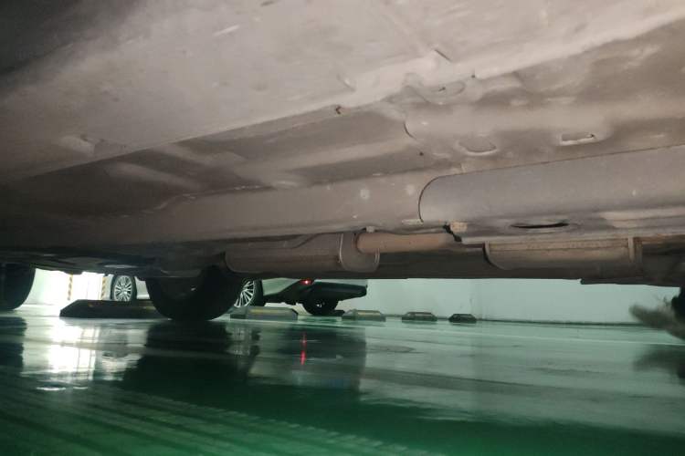Used Chevrolet Epica 2013 1.8 SL ZhiZhen Edition MT Chassis Front Right