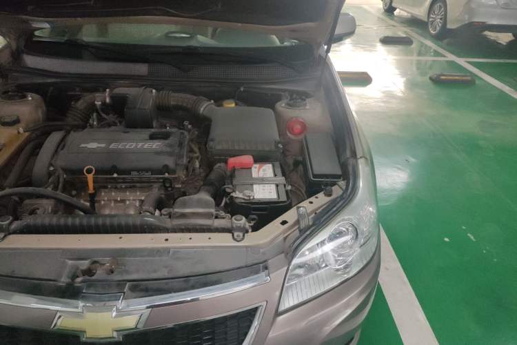 Used Chevrolet Epica 2013 1.8 SL ZhiZhen Edition MT Engine Bay Left