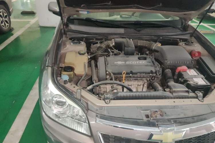 Used Chevrolet Epica 2013 1.8 SL ZhiZhen Edition MT Engine Bay Right