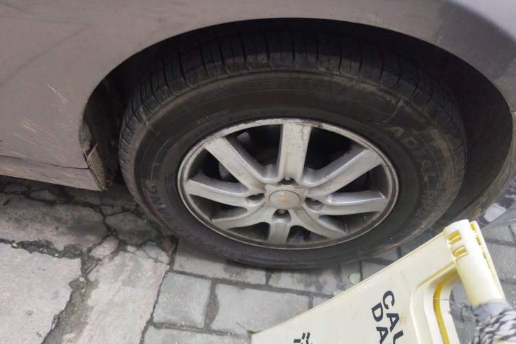 Used Chevrolet Epica 2013 1.8 SL ZhiZhen Edition MT Right Front Wheel Hub