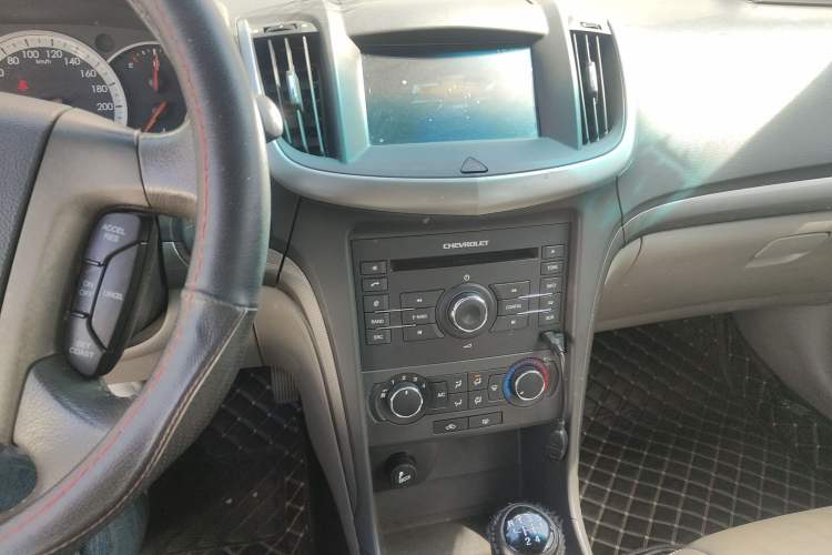 Used Chevrolet Epica 2013 1.8 SX Luxury Edition MT Audio And AC Panel
