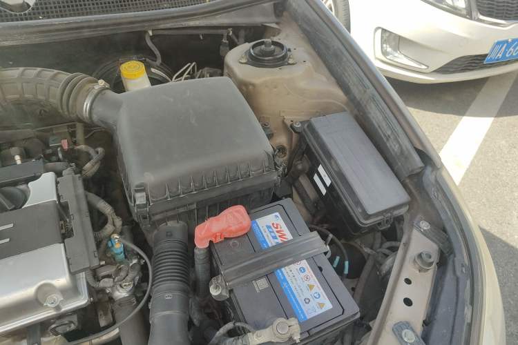 Used Chevrolet Epica 2013 1.8 SX Luxury Edition MT Engine Bay Left