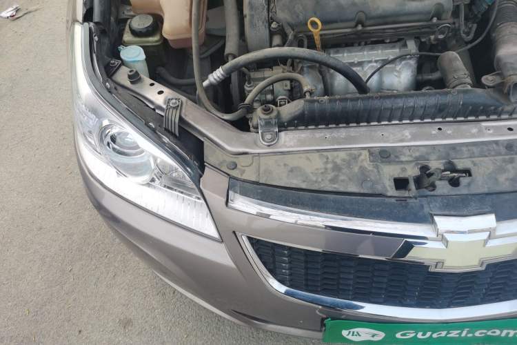 Used Chevrolet Epica 2013 1.8 SL ZhiZhen Edition MT Engine Bay Right