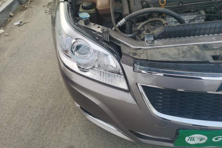 Used Chevrolet Epica 2013 1.8 SL ZhiZhen Edition MT Right Front Headlight