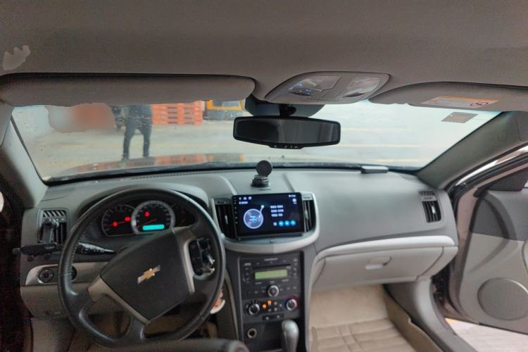 Used Chevrolet Epica 2013 1.8 SE Comfort Edition AT Center Console