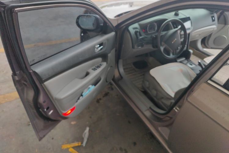 Used Chevrolet Epica 2013 1.8 SE Comfort Edition AT Driver Seat