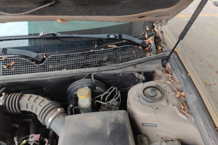 Used Chevrolet Epica 2013 1.8 SE Comfort Edition AT Engine Bay Left