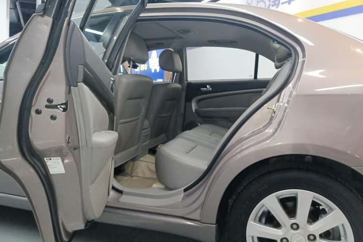 Used Chevrolet Epica 2013 1.8 SX Luxury Edition MT Left Rear Seat