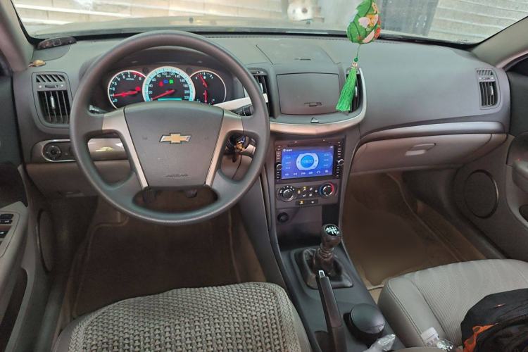 Used Chevrolet Epica 2013 1.8 SL ZhiZhen Edition MT Center Console