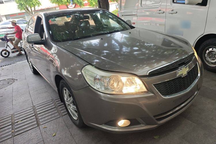 Used Chevrolet Epica 2013 1.8 SL ZhiZhen Edition MT Front Right 45 Deg