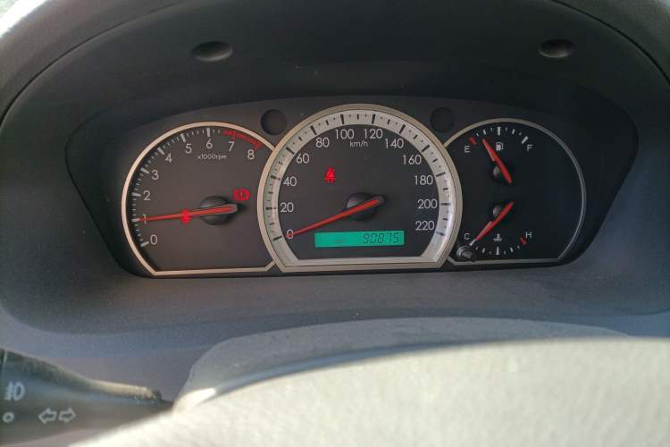 Used Chevrolet Epica 2013 1.8 SE Comfort Edition MT Instrument Cluster