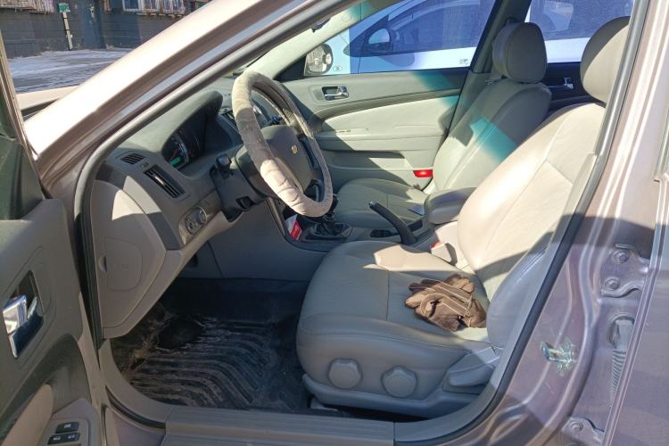 Used Chevrolet Epica 2013 1.8 SE Comfort Edition MT Left Front Seat