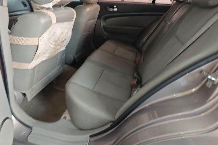 Used Chevrolet Epica 2013 1.8 SL ZhiZhen Edition MT Left Rear Seat