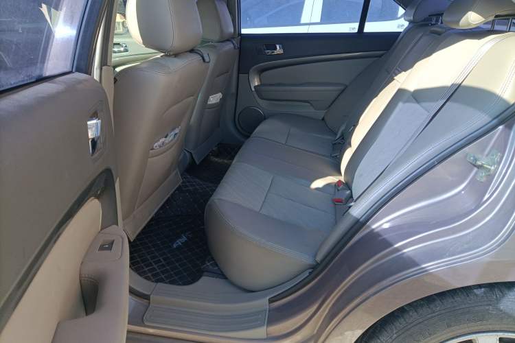 Used Chevrolet Epica 2013 1.8 SE Comfort Edition MT Left Rear Seat