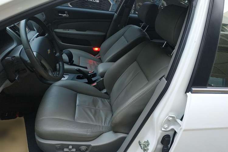 Used Chevrolet Epica 2013 1.8 SX Luxury Edition AT Left Front Seat
