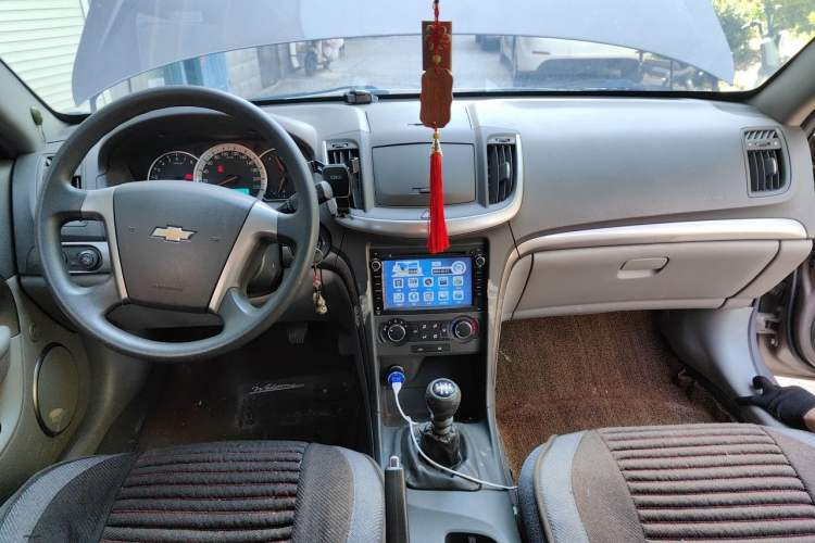 Used Chevrolet Epica 2013 1.8 SL ZhiZhen Edition MT Center Console