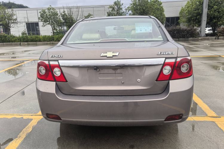 Used Chevrolet Epica 2013 1.8 SL ZhiZhen Edition MT Exterior 5
