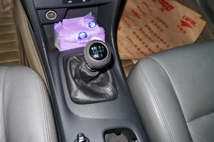 Used Chevrolet Epica 2013 1.8 SX Luxury Edition MT Gear Lever