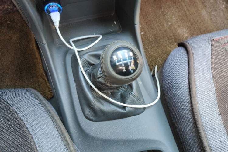 Used Chevrolet Epica 2013 1.8 SL ZhiZhen Edition MT Gear Lever