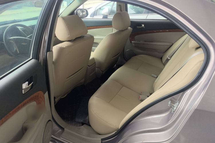 Used Chevrolet Epica 2013 1.8 SL ZhiZhen Edition MT Interior 2