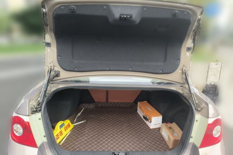 Used Chevrolet Epica 2013 1.8 SE Comfort Edition MT Trunk