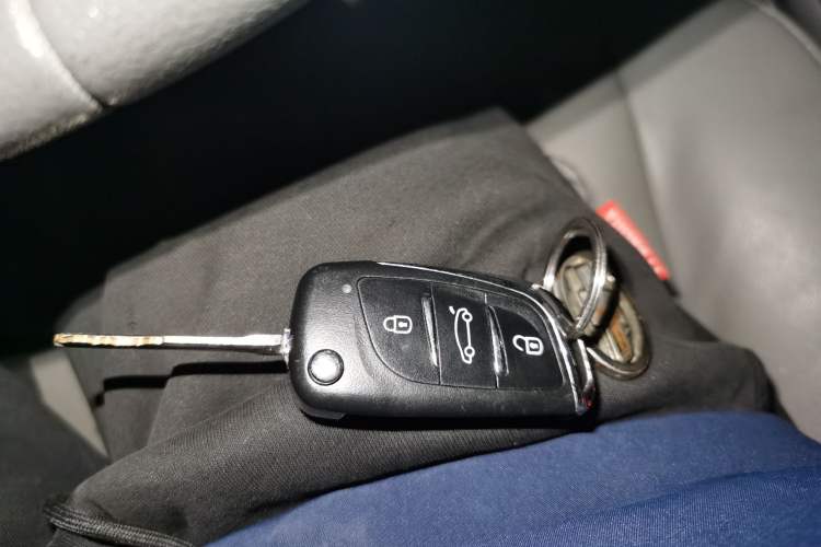 Used Chevrolet Epica 2013 1.8 SX Luxury Edition MT Vehicle Key