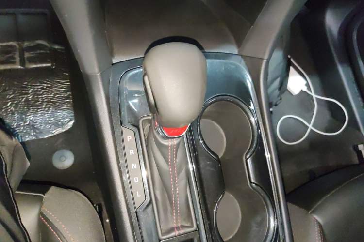 Used Chevrolet Equinox 2021 550T RS Smart Boundary-Pushing Edition Gear Lever