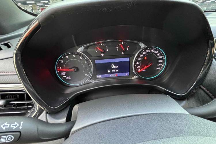 Used Chevrolet Equinox 2021 550T RS Smart Boundary-Pushing Edition Odometer Close Up