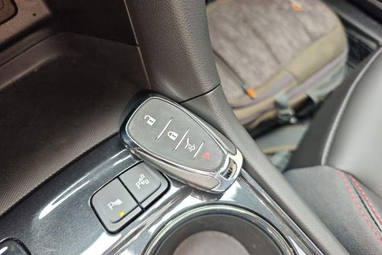 Used Chevrolet Equinox 2022 Mild Hybrid 550T RS Four-Wheel Drive Intelligent Guardian Edition Vehicle Key