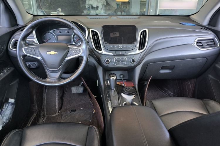 Used Chevrolet Equinox 2017 535T Automatic YuJie Edition Center Console