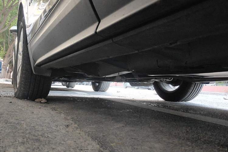 Used Chevrolet Equinox 2017 550T Automatic All-Wheel-Drive Huanjie Edition Chassis Rear Left