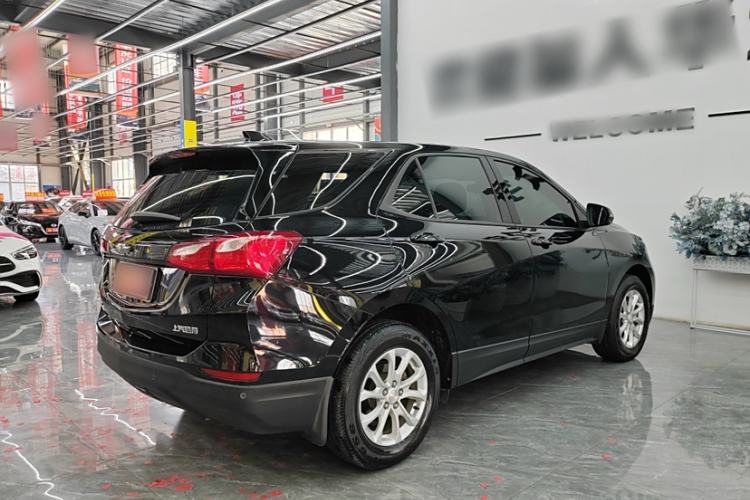 Used Chevrolet Equinox 2017 535T Automatic Lingjie Edition Exterior 7
