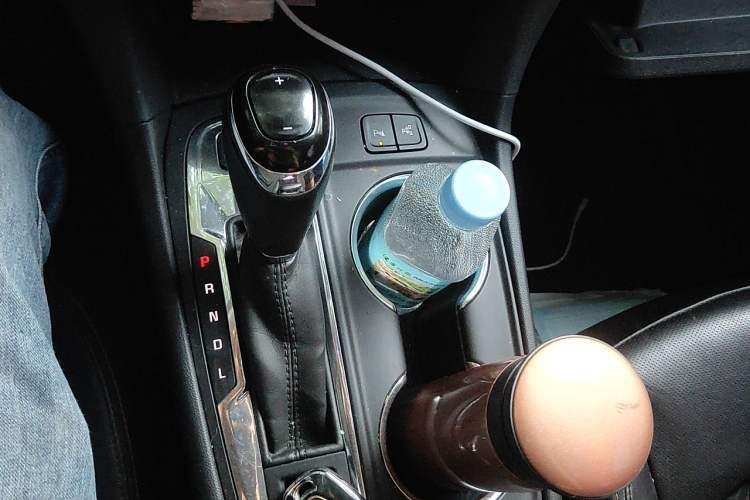 Used Chevrolet Equinox 2017 550T Automatic All-Wheel-Drive Huanjie Edition Gear Lever