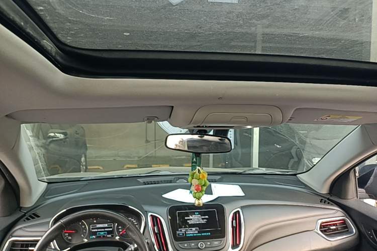 Used Chevrolet Equinox 2017 RS 550T Automatic All-Wheel-Drive Boundary Edition Headliner